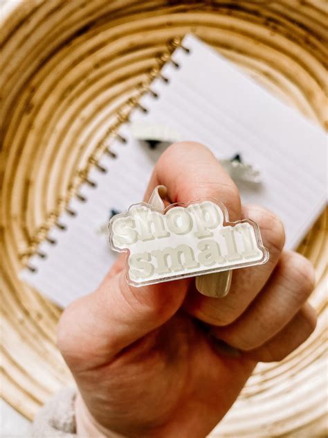 Small Shop Button 的图像结果