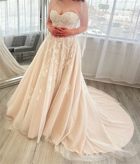 Stella York, Enola 900-7521 New Wedding Dress Save 44% - Stillwhite