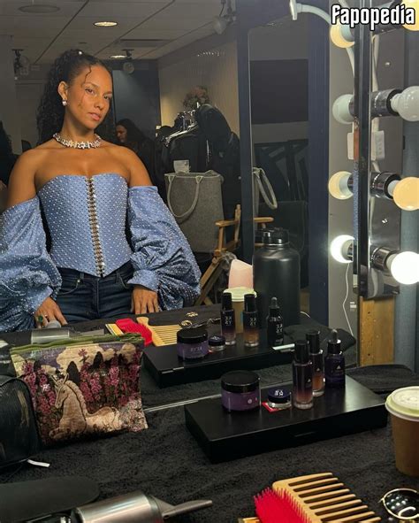 Alicia Keys Nude OnlyFans Leaks - Photo #5770935 - Fapopedia