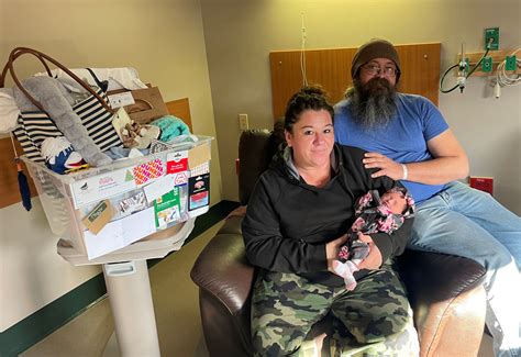 DECH Welcomes New Year Baby 2022 – Down East Community Hospital