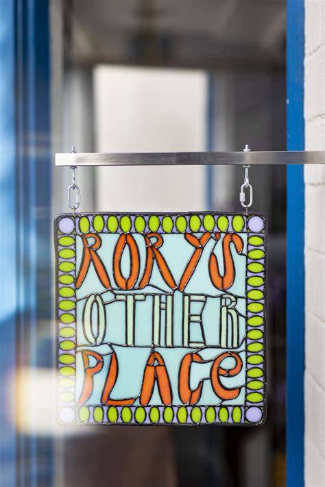 Happiness in Ojai, CA: Rory's Other Place - Remodelista