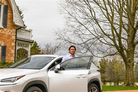 Crossroad Springs (2025): Season 1, Episode 1 Premiere Sneak Peek ...