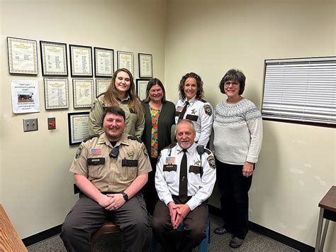 Helping inmates find a better path