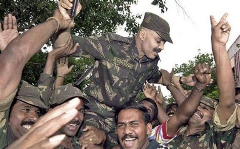 जिस मूंछ पर ताव कसता था उसी मूंछ की वजह से मारा गया था वीरप्पन | when ...