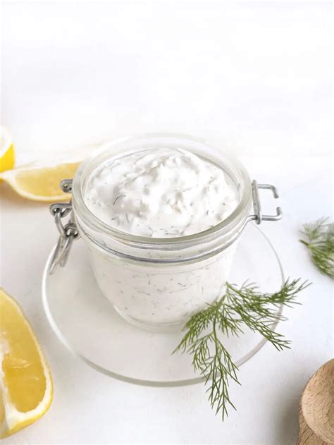 Easy 4 Ingredient Tartar Sauce