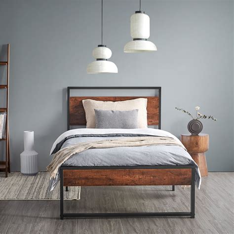 Easyfashion Rustic Metal Frame Base Platform Bed | Ubuy India