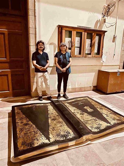 Sculpture artist in india - Statue artist in india