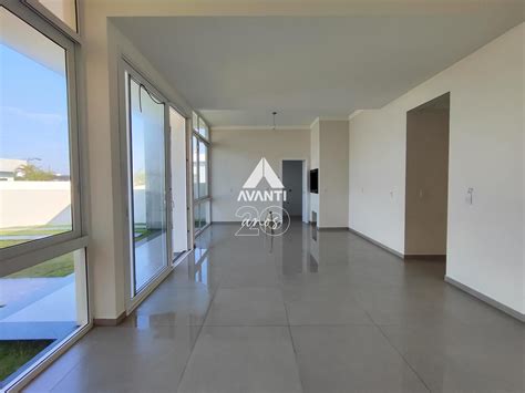 Casa com 3 dormitórios em Bella Torres