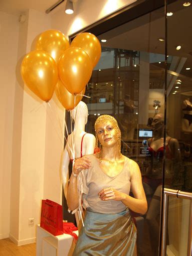 Living Doll,kunst für Ihr Schaufenster,lebende schaufensterpuppen ...