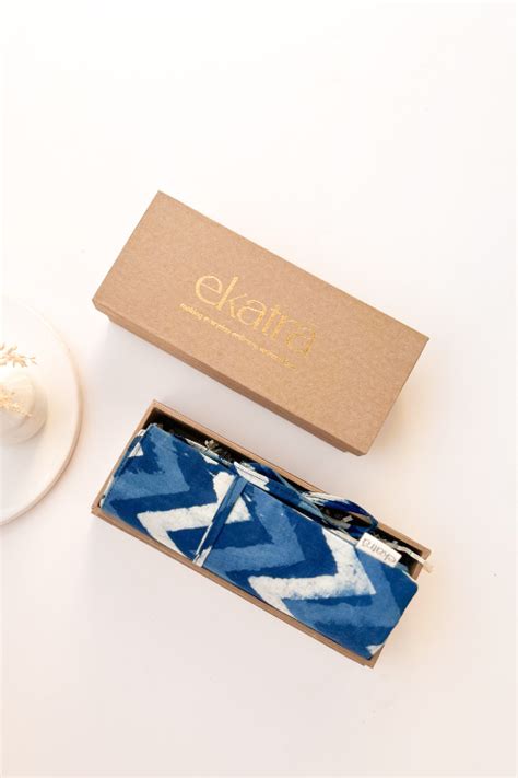 Ekatra Indigo Chevron Durable Cotton Fabric Roll Up Case ( Set Of 2 ...