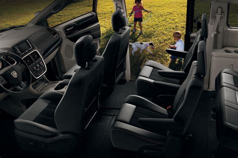 2018 Dodge Grand Caravan Interior Gallery | Dodge Canada