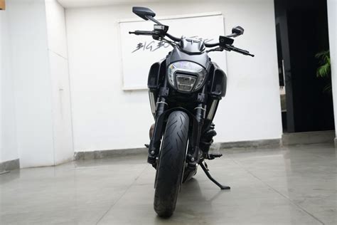 Ducati Diavel Dark Stealth - Big Boy Toyz