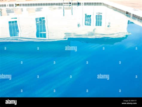 Swimming Pool Photography 的图像结果