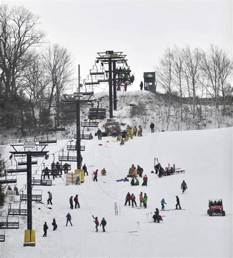 Ski Lift Accident Injures Five - SkiTheWorld.com