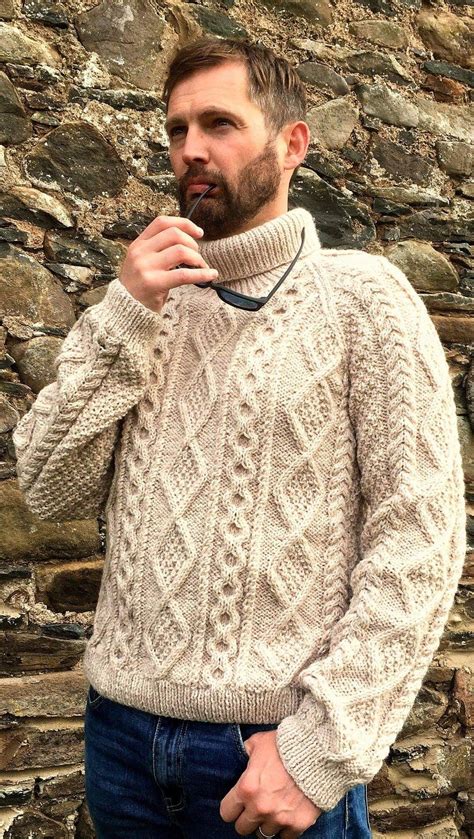 Épinglé par angela venturi sur Maglie aran | Tricot homme gratuit ...