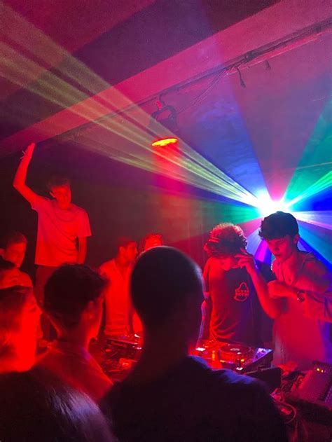 Techno Club Aesthetic 的图像结果