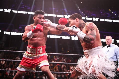 Davis vs Gamboa. Full fight video – RingSide24