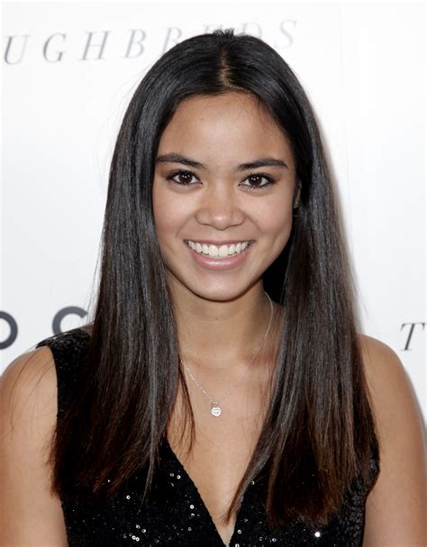 Sari Arambulo Net Worth - Wiki, Age, Weight and Height, Relationships, Family, and More - Luxlux