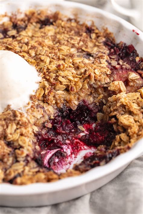 5-Ingredient Triple Berry Crisp with Frozen Berries
