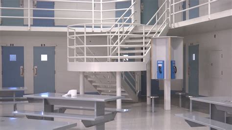 Health concerns prompt inmate releases from Klamath County Jail - KOBI ...