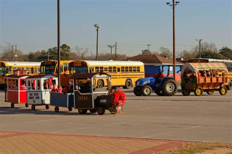 Shaw joins community in ‘Winter Wonderland’ > Shaw Air Force Base > News