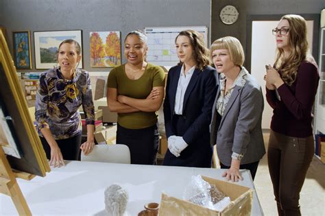 Hallmark's 'Love's Portrait' (2022): Premiere, Cast, Plot and More - Parade