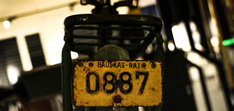 Types of Number Plates in India: Colours, Codes Explained