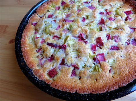 Quick & Easy Rhubarb Cake | The English Kitchen