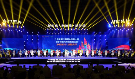 学校参加中华人民共和国第一届职业技能大赛获佳绩-湖北国土资源职业学院