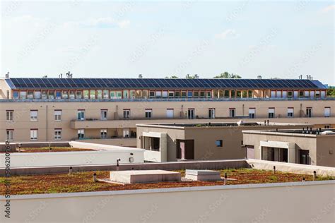 Solar High-Rise Building 的图像结果