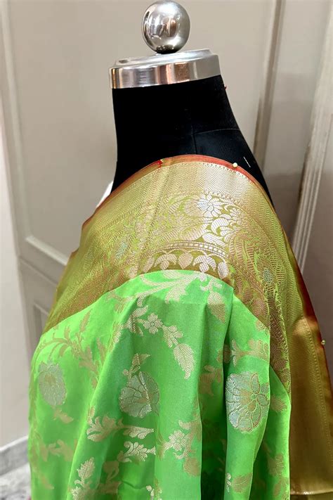 Parrot Green and Red Zari Banarasi Silk Saree – Mohsin Textiles