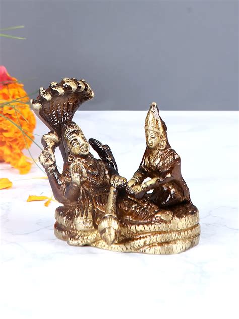 Buy Aapno Rajasthan Lord Vishnu and Goddess Laxmi Brass Statue Online ...