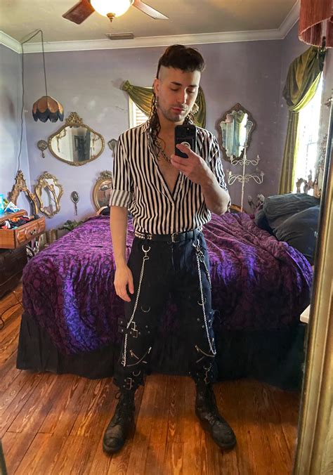 Victoria E. Black on Twitter: "It’s my birthday! Send nudes 🥹 If you wish to send a widdle gift ...