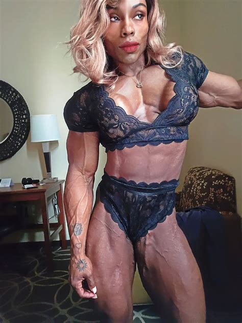 Victoria Dominguez (Mistress Treasure)