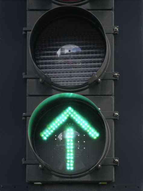 Traffic signal and pedestrian crossing II — task. Social Science, Class 6.