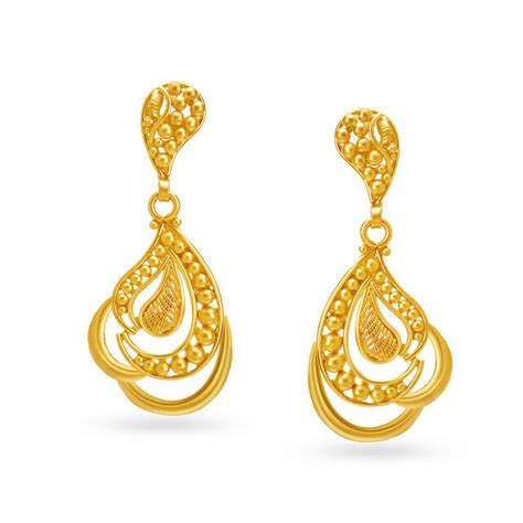Captivating Gold Pendant and Earrings Set
