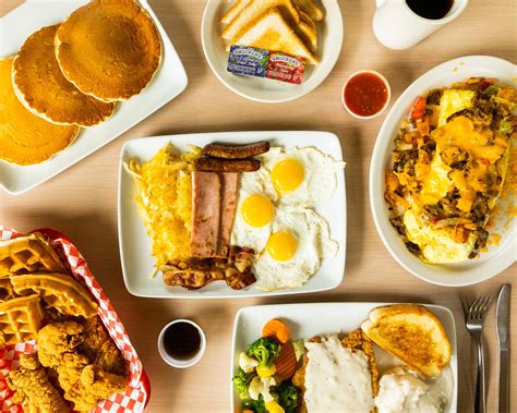 Family pancake house Restaurante Menu Dallas • Order Family pancake ...