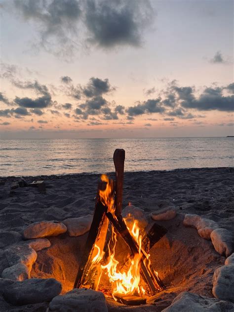 7 Best Fire Pit Accessories for Beach Bonfires - Swimmer Living