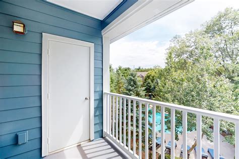 Photos and Tours of Lodge at Foxborough | South Shore