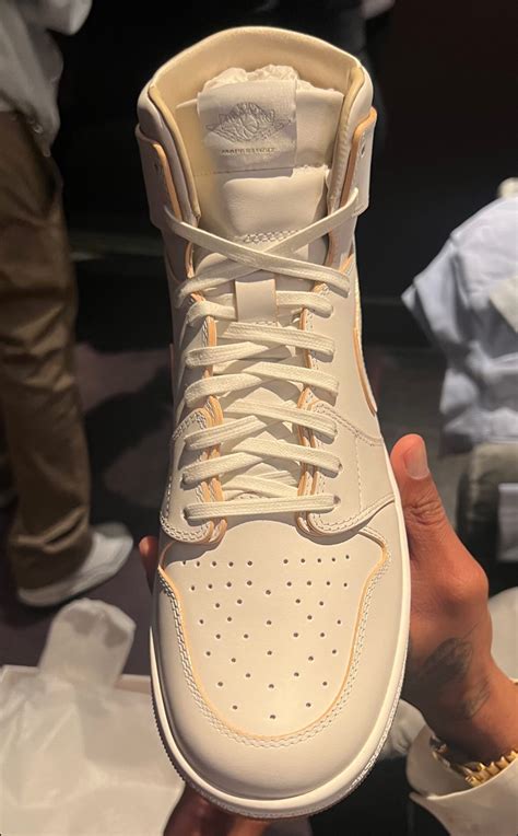 Air Jordan 1 WINGS Made In Italy | SneakerNews.com