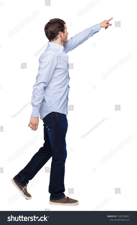 Man Pointing Back View 的图像结果