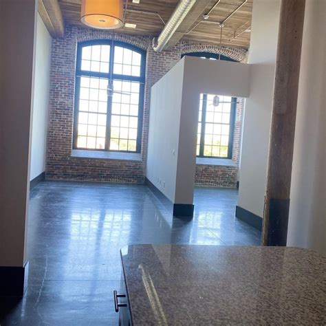 Best wallpaper brands/websites? : r/interiordecorating