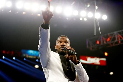 Review: The Jamie Foxx Album ‘Hollywood: A Story of a Dozen Roses’ - The New York Times