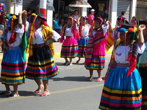 Ecuadorian Traditional Clothing