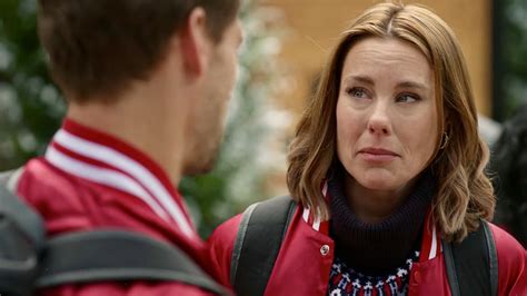 Jingle Bell Run (2024) - Backdrops — The Movie Database (TMDB)