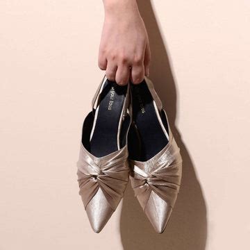 Mules – Dip Your Toes