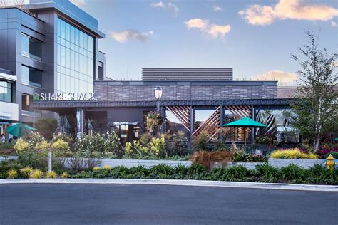 Shake Shack University Village — Shugart Wasse Workshop