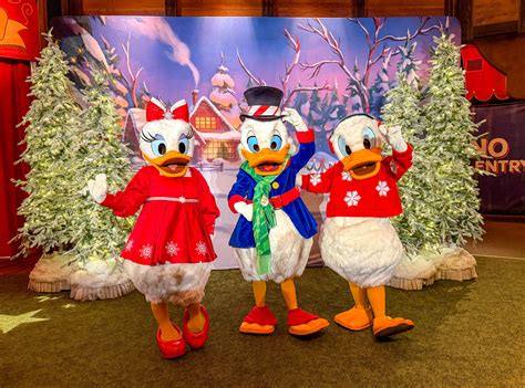 After Another Sellout, Only THREE Mickey's Very Merry Christmas Party ...