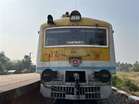 Local Train Inssssdie 的图像结果