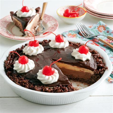 35 Best Chocolate Thanksgiving Desserts for a Decadent Finish